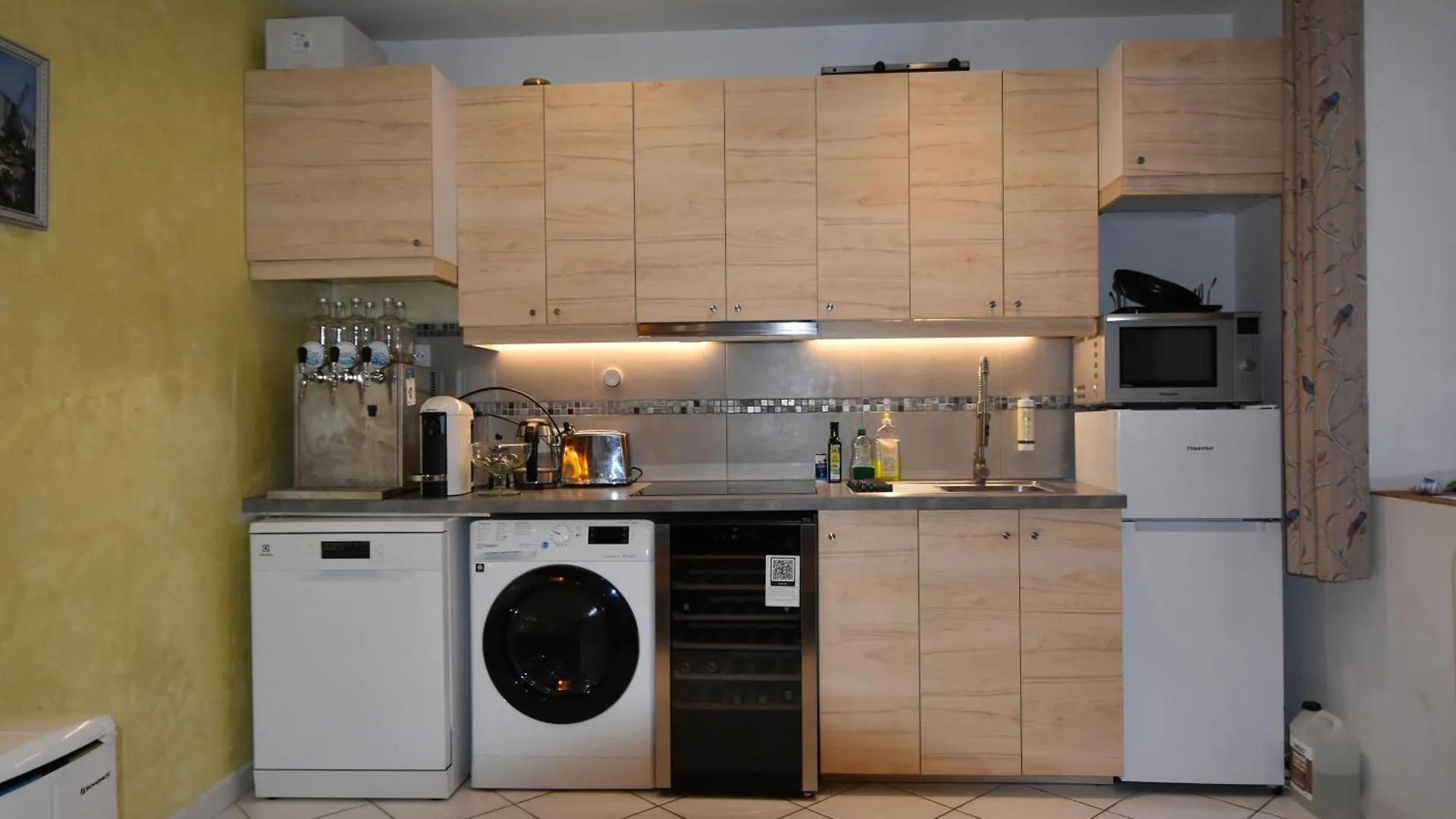 Appartement A l'ombre du Palais à Avignon 0*,  France