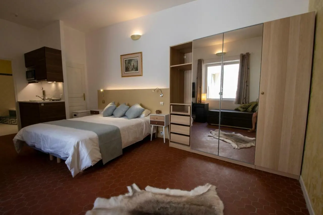 Appartement A l'ombre du Palais à Avignon France