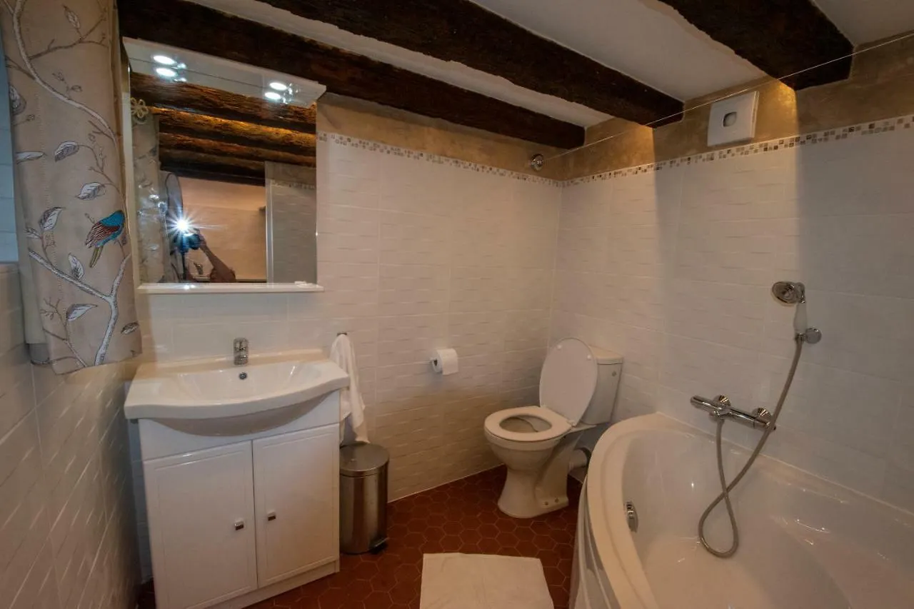 Appartement A l'ombre du Palais à Avignon France